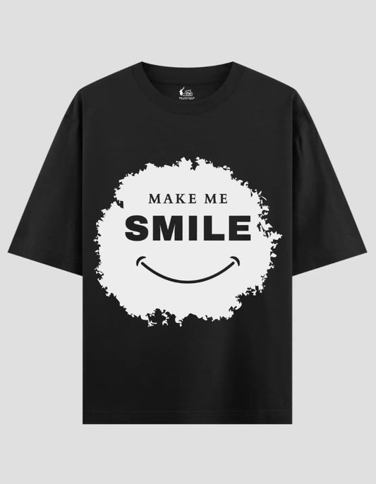 "MAKE ME SMILE" OVERSIZED BLACK T-SHIRT